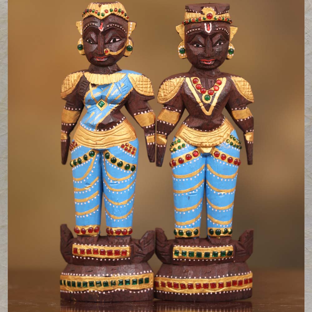 Marapachi Doll Set – Hand-Painted Wooden Couple Figurines in Blue and Gold with Traditional Detailing.