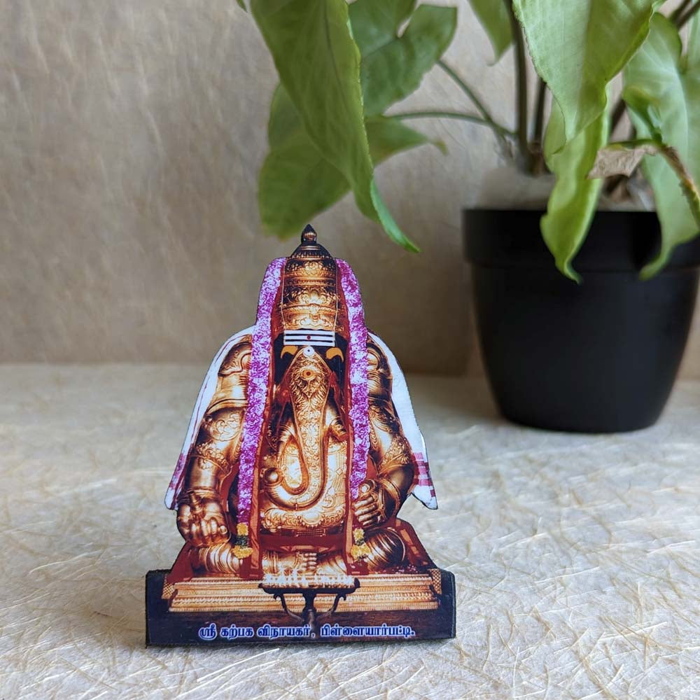 Valampuri Vinayaka decorative stand featuring Lord Ganesha in his right-trunked form with vibrant garlands, perfect for spiritual and pooja decor.