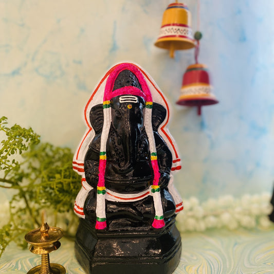 Pillayarpatti Vinayagar Black Navaratri Traditional Golu Doll