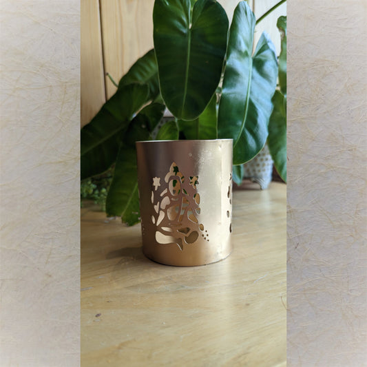 Lakshmi Ganesha Cutwork Tealight Holder – Metallic Finish