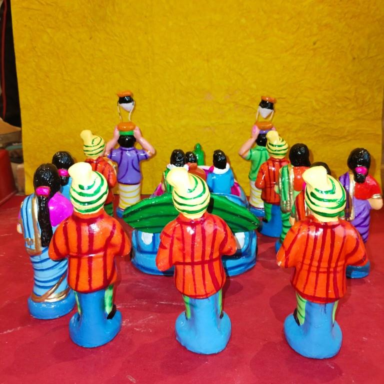 Handcrafted Navarathri Golu Marriage Car Procession Set featuring a peacock-adorned car, musicians, bridesmaids, and relatives in vibrant colors.