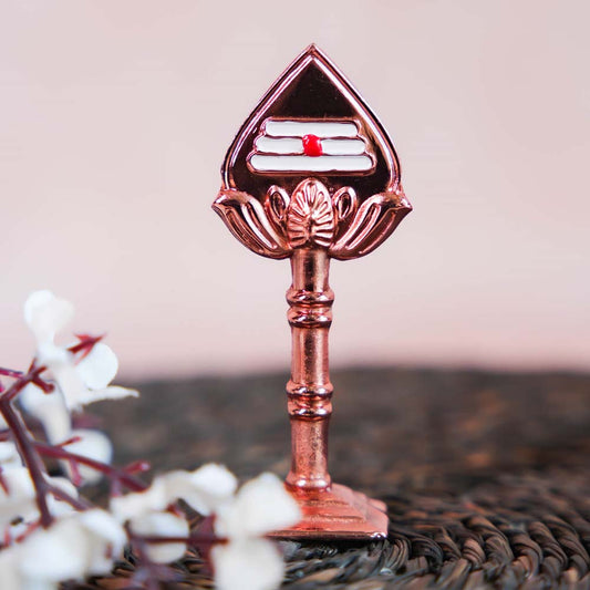Murugar Vel in copper finish, designed as a spiritual decor piece for homes and puja rooms.