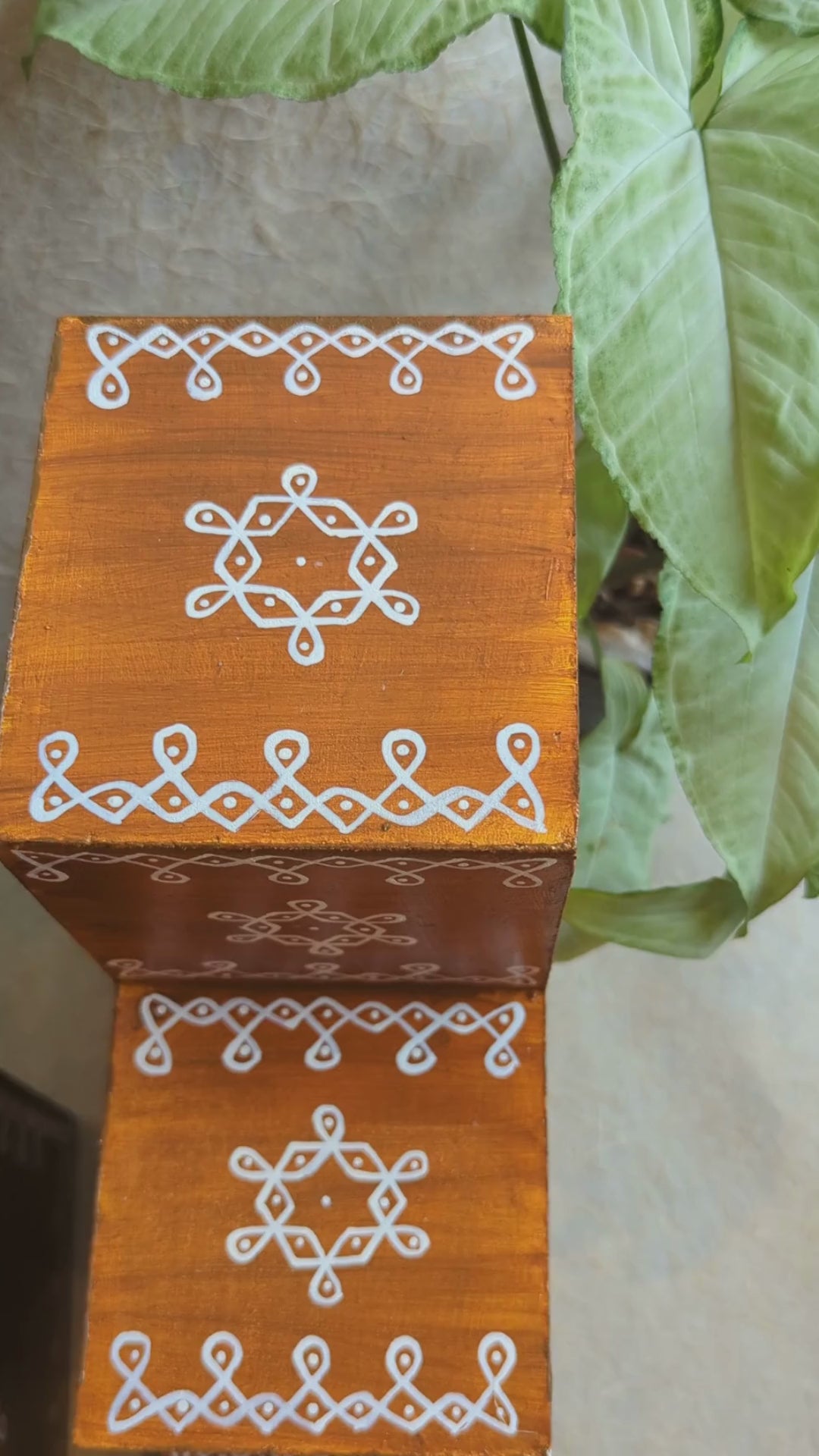 Three Steps Vilakku Padi Teak