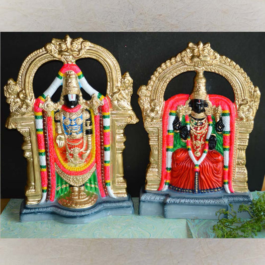 Handcrafted Navarathri Golu doll set of Lord Perumal (Venkateswara) and Goddess Thayar, with intricate arch detailing.