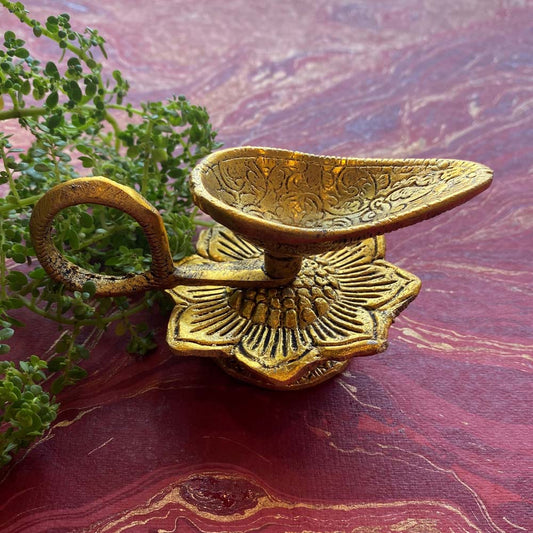 Silvery Oxidised Kamal Diya – Gold Brass Oil Lamp with Lotus Base for Rituals