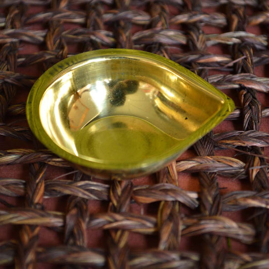 Eternal Agal Villakku – Traditional Brass Oil Lamp for Aarti Rituals